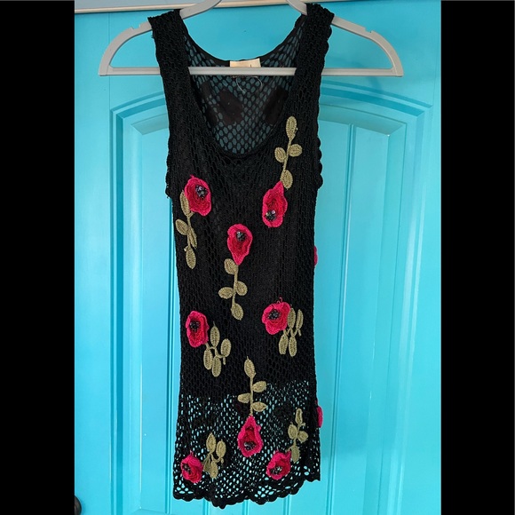 CDW Creative Design Works Women's Crochet Sleeveless Top - Picture 10 of 10